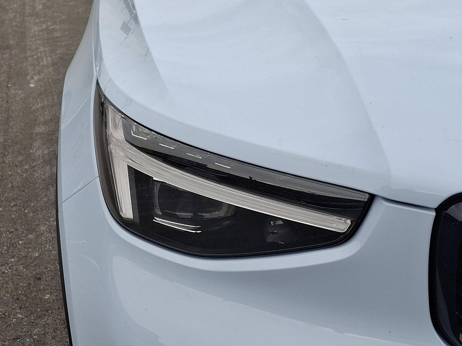 2025 Volvo XC40 Vehicle Photo in Trevose, PA 19053