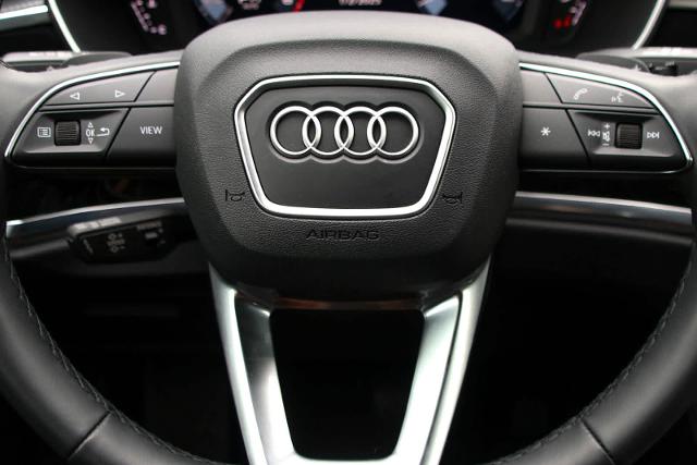 2024 Audi Q3 Vehicle Photo in SUGAR LAND, TX 77478