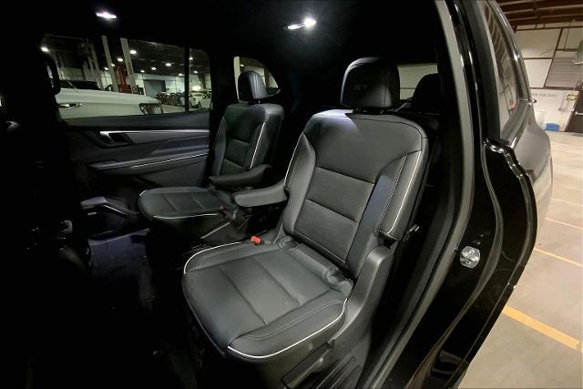 2025 Buick Enclave Vehicle Photo in KANSAS CITY, MO 64114-4545