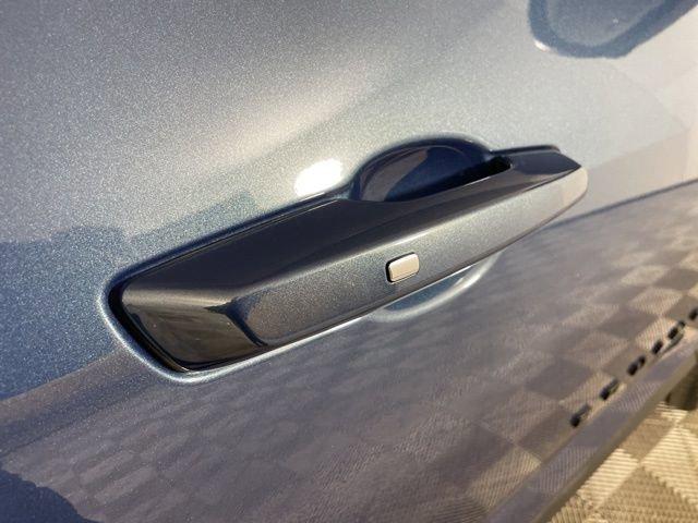 2025 Chevrolet Equinox Vehicle Photo in PHOENIX, AZ 85014-3381