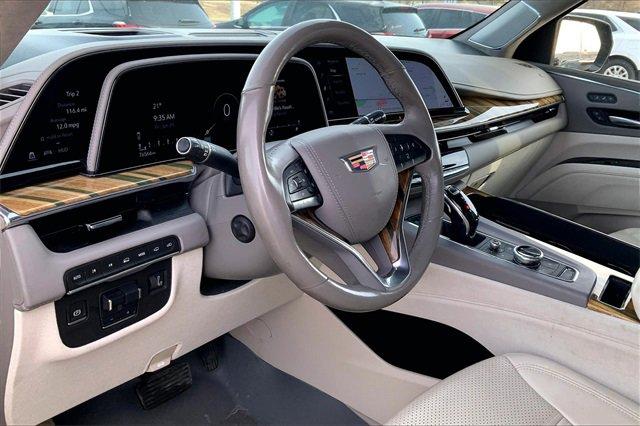 2021 Cadillac Escalade Vehicle Photo in KANSAS CITY, MO 64114-4502