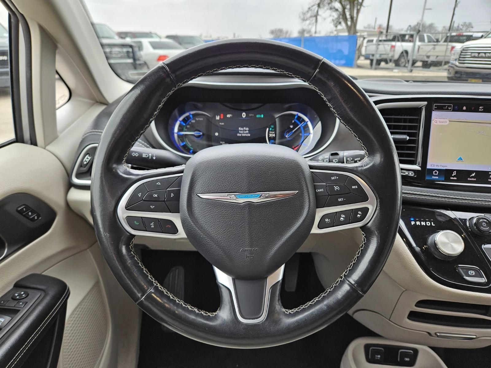 2021 Chrysler Pacifica Vehicle Photo in Seguin, TX 78155