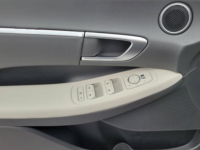 2025 Hyundai SONATA Vehicle Photo in Harrisburg, PA 17111