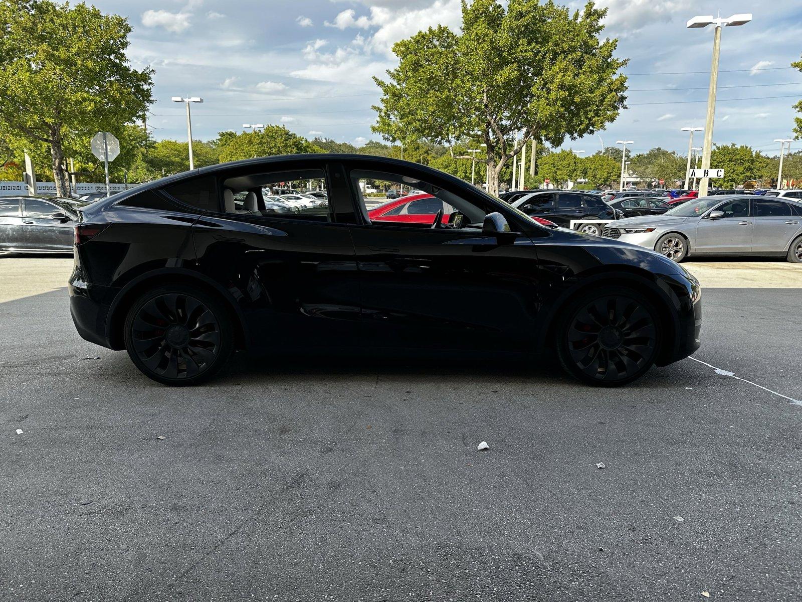 2022 Tesla Model Y Vehicle Photo in Hollywood, FL 33021