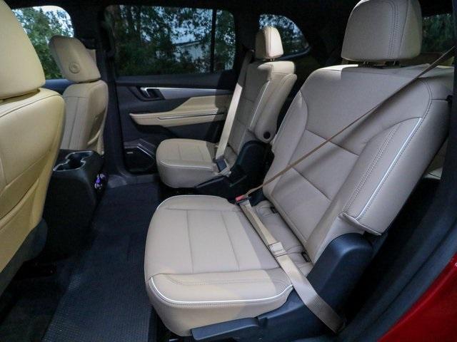 2025 Buick Enclave Vehicle Photo in HOMOSASSA, FL 34448-1461