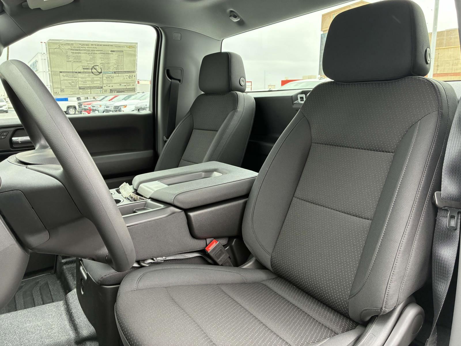 2025 Chevrolet Silverado 1500 Vehicle Photo in LOS ANGELES, CA 90007-3794