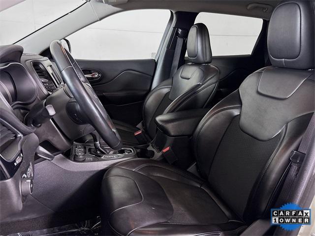 2019 Jeep Cherokee Vehicle Photo in Puyallup, WA 98371