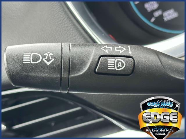 2021 Chevrolet Traverse Vehicle Photo in Roslyn, NY 11576