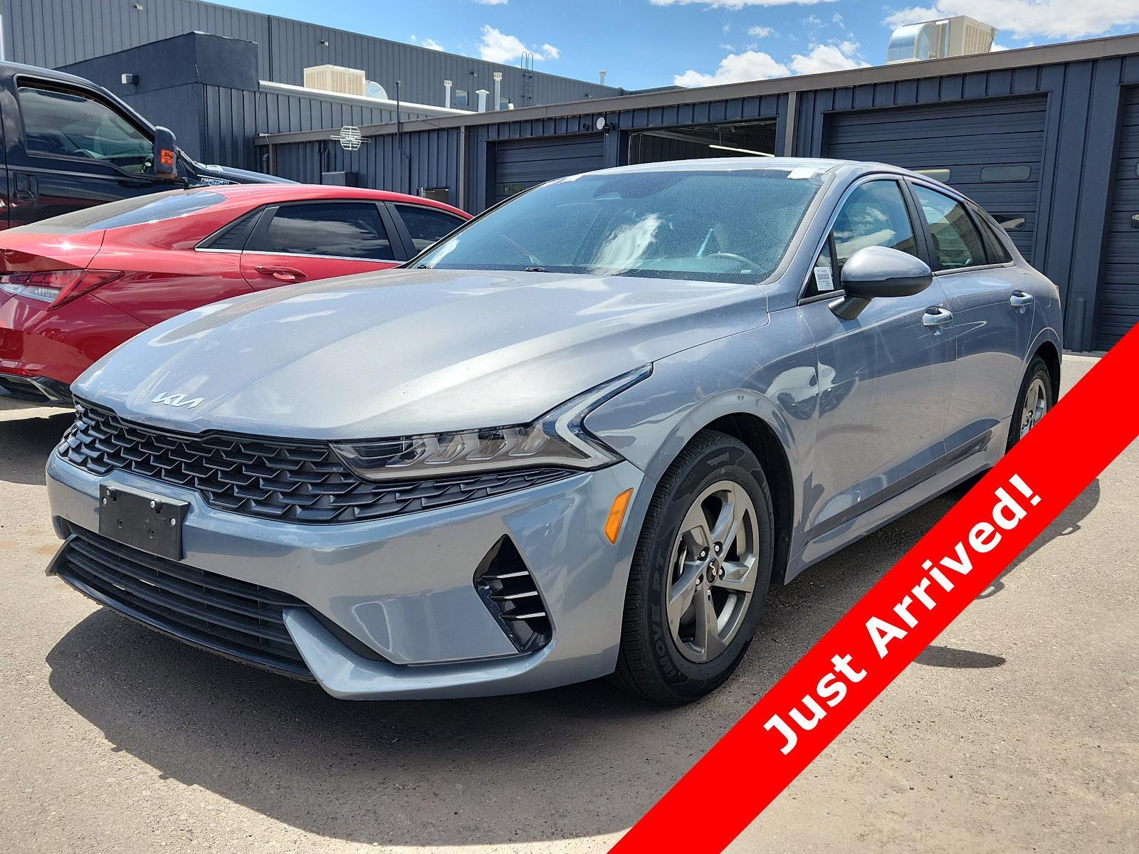 2022 Kia K5 Vehicle Photo in Albuquerque, NM 87110