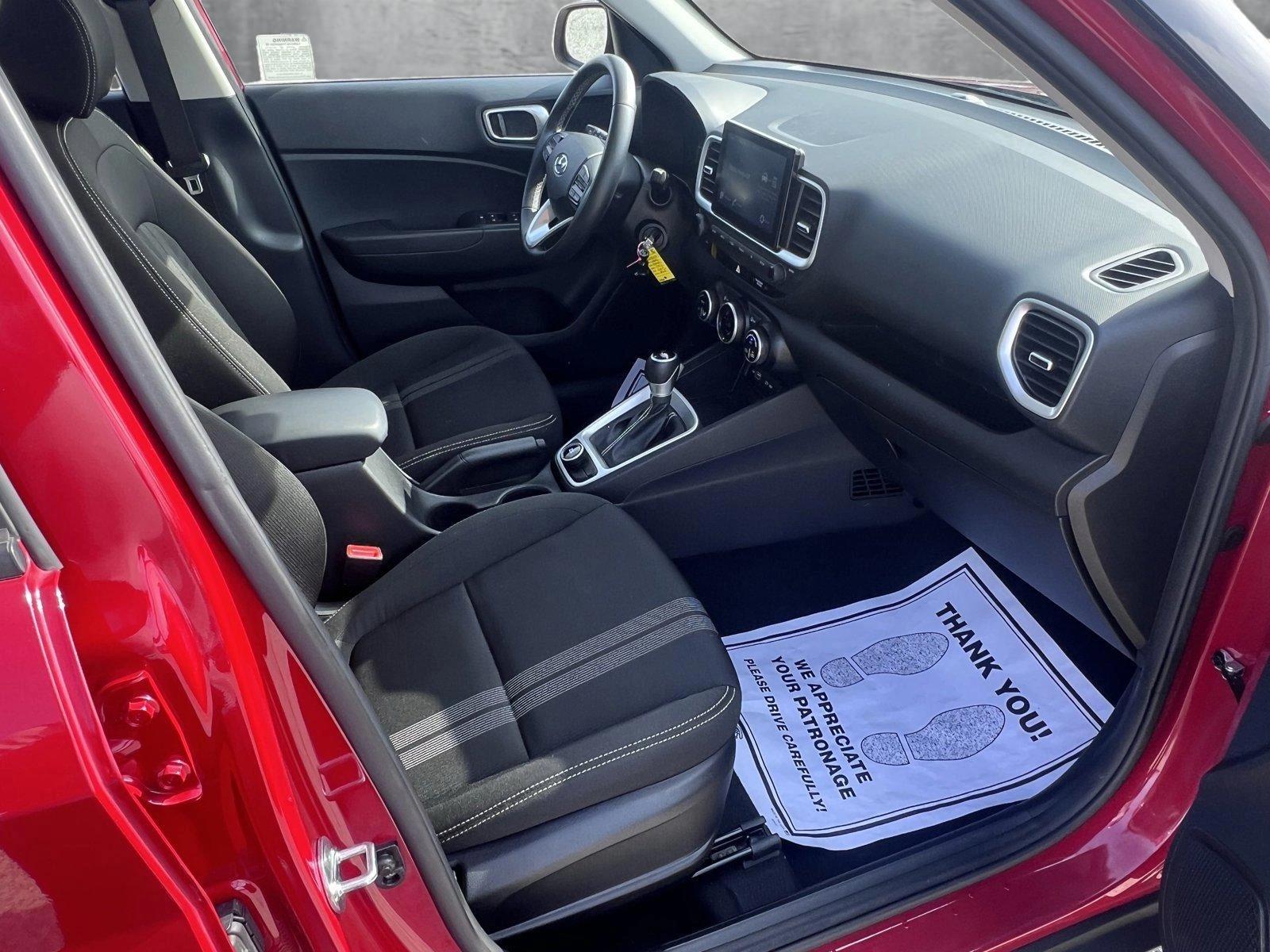 2022 Hyundai VENUE Vehicle Photo in Santa Clarita, CA 91355