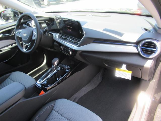 2025 Chevrolet Trax Vehicle Photo in LEESBURG, FL 34788-4022