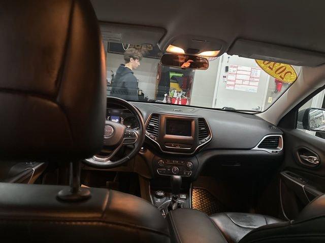 2020 Jeep Cherokee Vehicle Photo in MEDINA, OH 44256-9631