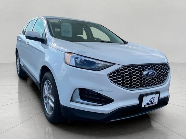 2024 Ford Edge Vehicle Photo in APPLETON, WI 54914-8833