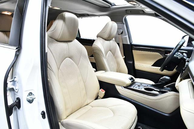 2023 Toyota Highlander Vehicle Photo in DALLAS, TX 75235