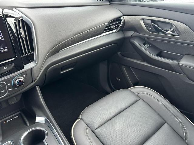 2023 Chevrolet Traverse Vehicle Photo in COLUMBIA, MO 65203-3903