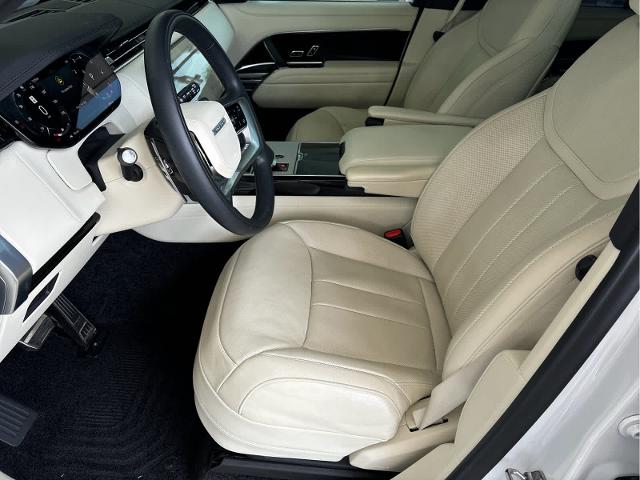 2024 Range Rover Vehicle Photo in Grapevine, TX 76051
