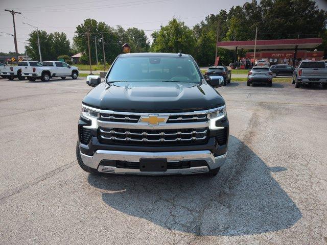 2022 Chevrolet Silverado 1500 Vehicle Photo in WEST FRANKFORT, IL 62896-4173