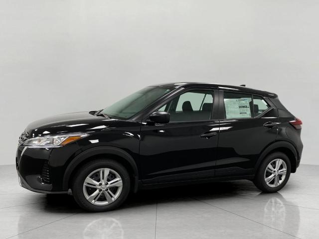 2025 Nissan Kicks Play Vehicle Photo in Appleton, WI 54913