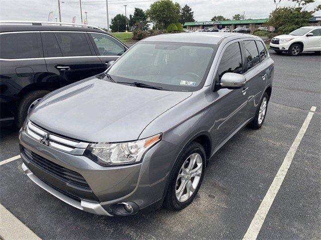 2015 Mitsubishi Outlander Vehicle Photo in LANCASTER, PA 17601-0000