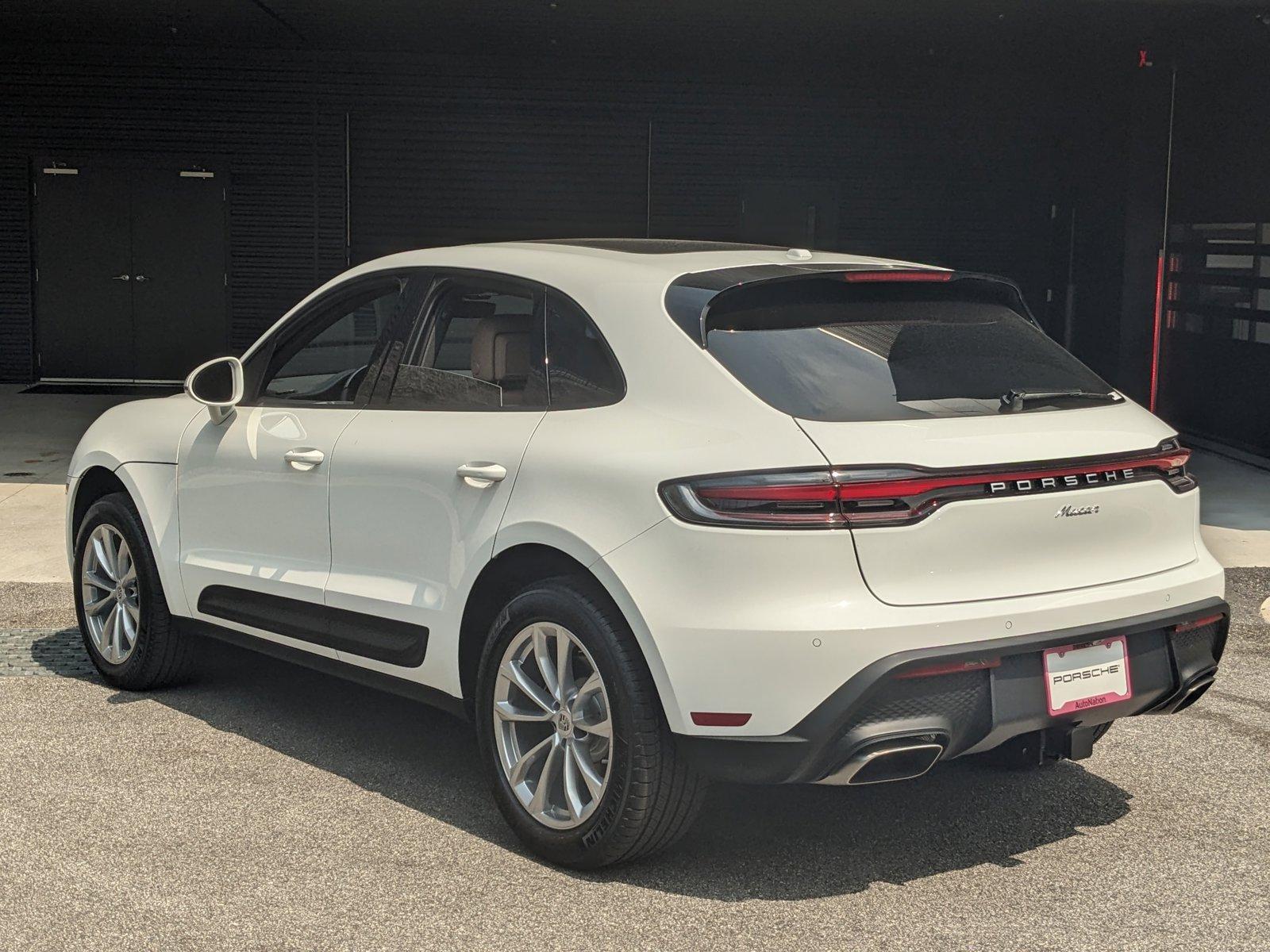 2024 Porsche Macan Vehicle Photo in Towson, MD 21204