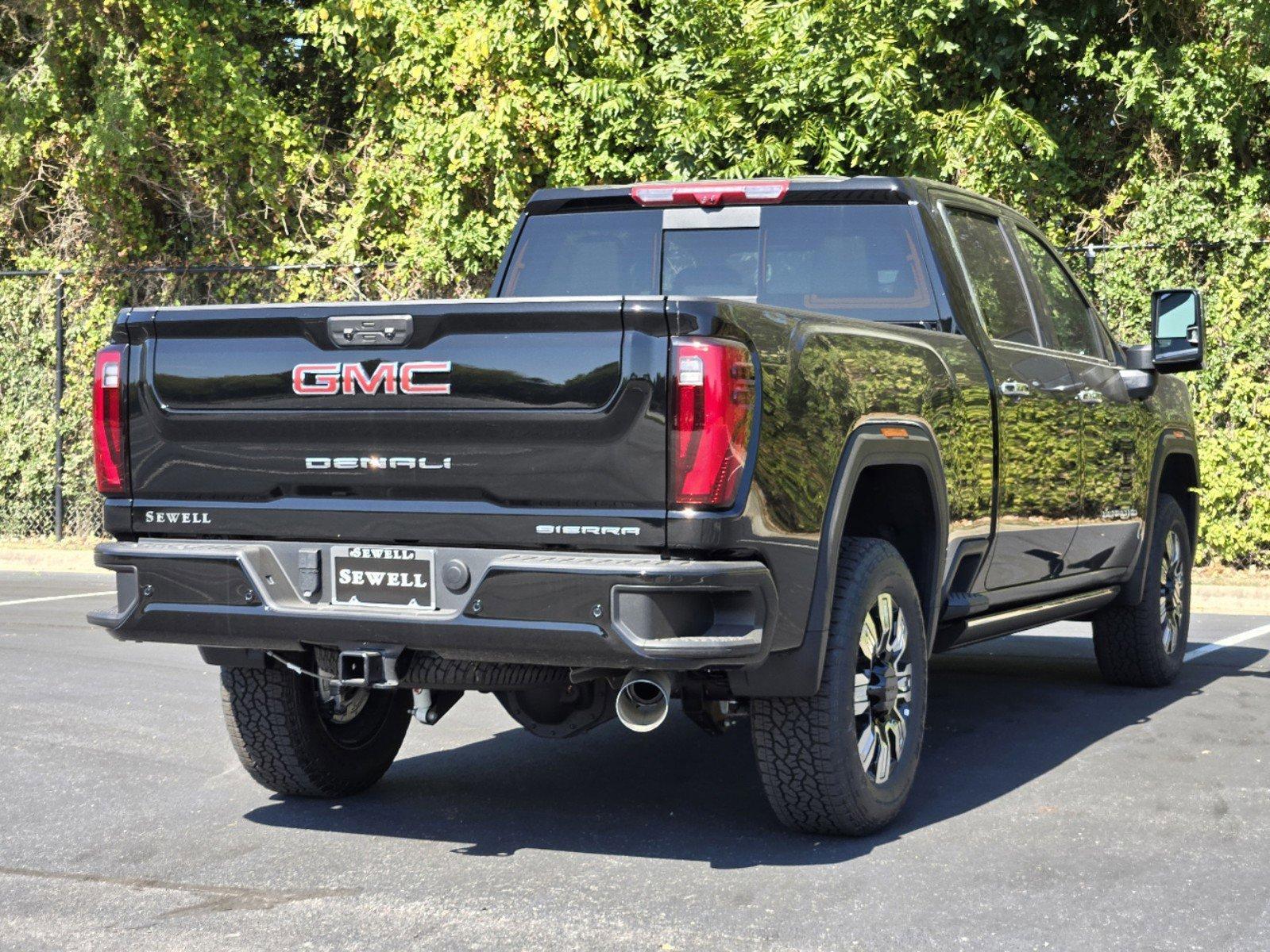 2024 GMC Sierra 2500 HD Vehicle Photo in DALLAS, TX 75209-3016