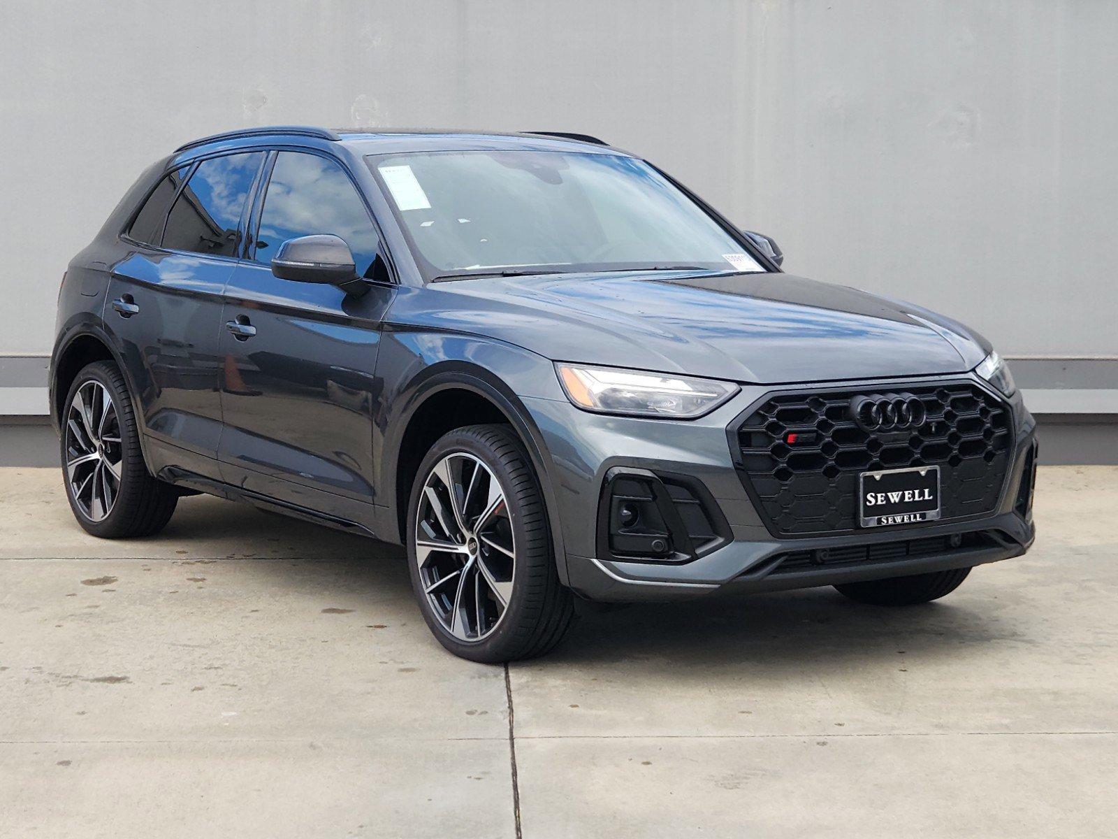 2024 Audi SQ5 Vehicle Photo in SUGAR LAND, TX 77478