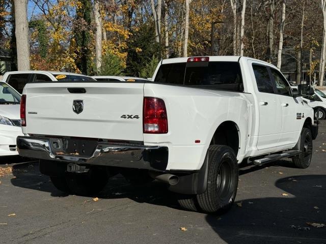 2017 Ram 3500 Vehicle Photo in SAINT JAMES, NY 11780-3219