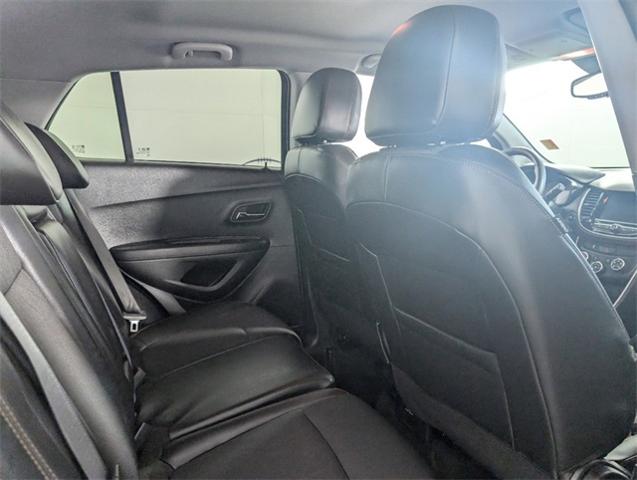 2022 Chevrolet Trax Vehicle Photo in ENGLEWOOD, CO 80113-6708