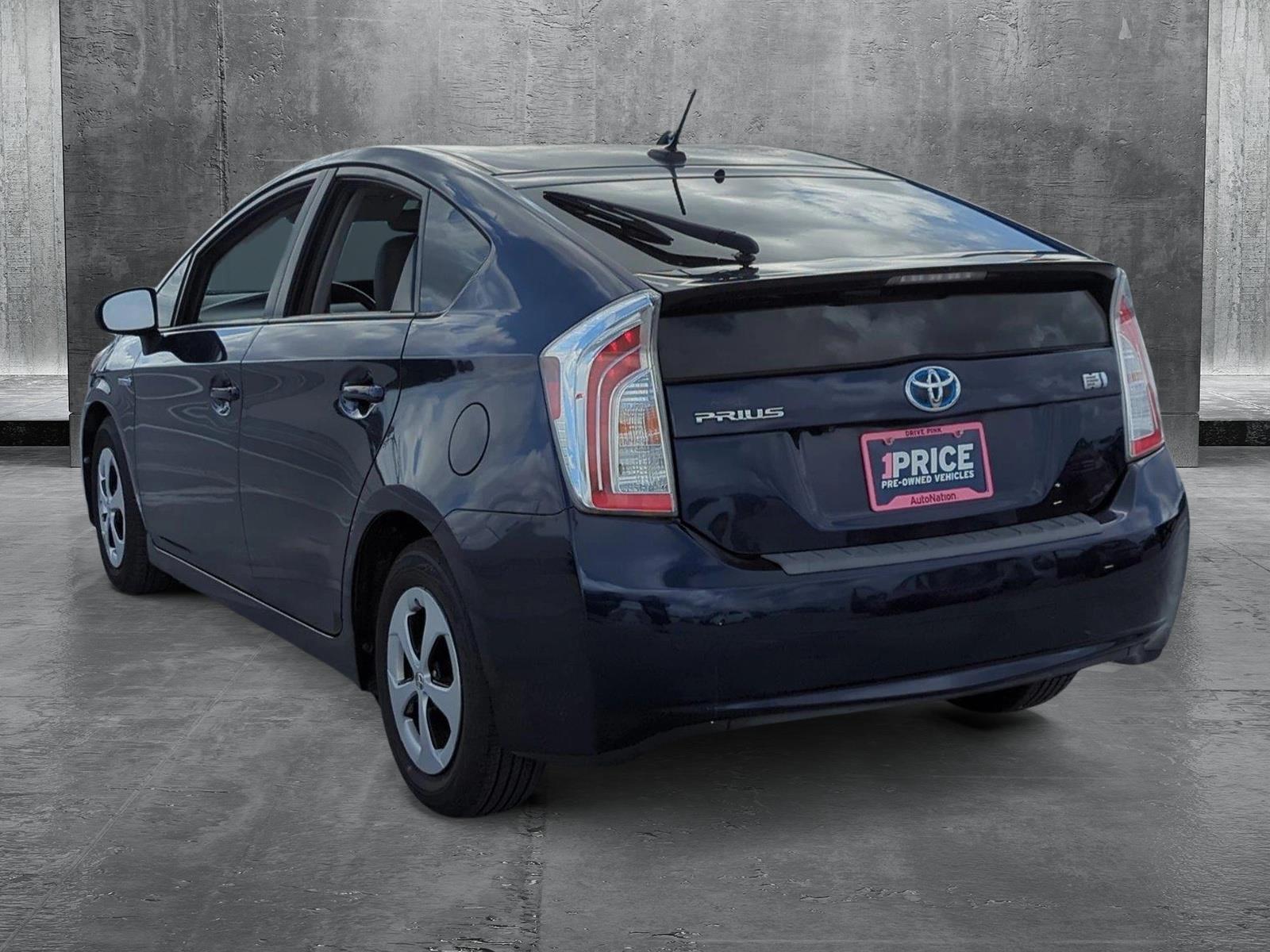 2015 Toyota Prius Vehicle Photo in Ft. Myers, FL 33907