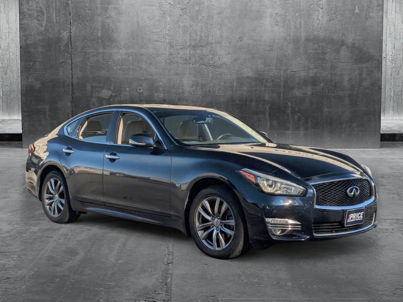 2015 INFINITI Q70 Vehicle Photo in Towson, MD 21204