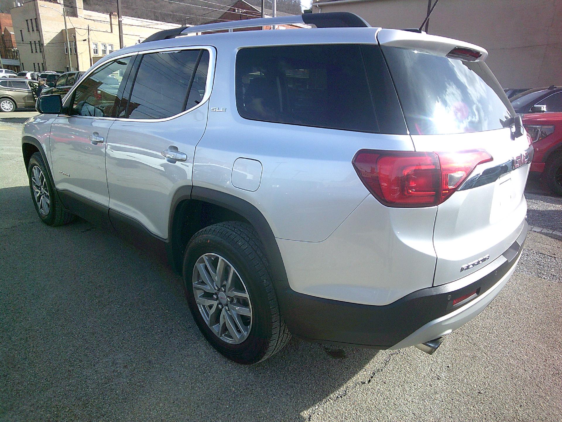 2018 GMC Acadia Vehicle Photo in KITTANNING, PA 16201-1536