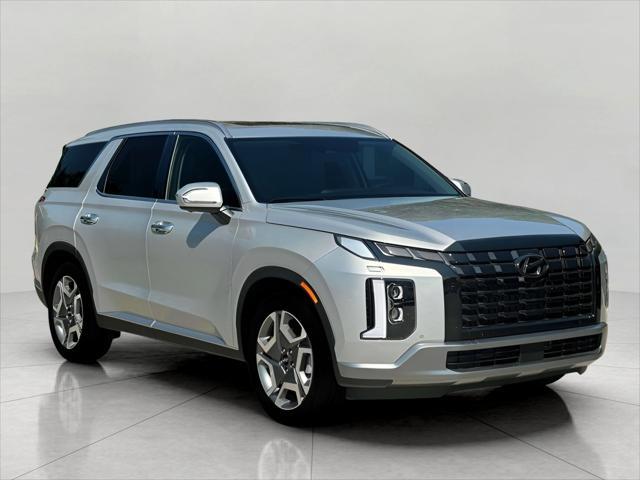 2025 Hyundai PALISADE Vehicle Photo in Green Bay, WI 54304