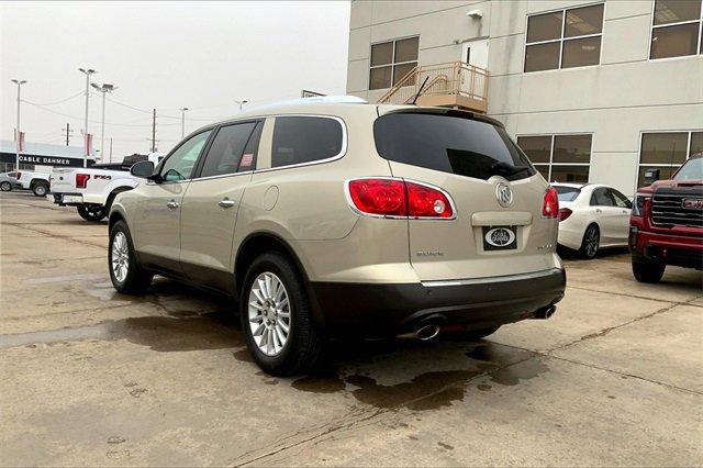 2012 Buick Enclave Vehicle Photo in TOPEKA, KS 66609-0000