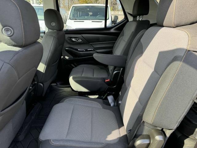 2021 Chevrolet Traverse Vehicle Photo in SAINT JAMES, NY 11780-3219