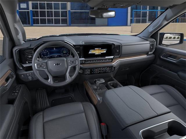 2025 Chevrolet Silverado 1500 Vehicle Photo in ENGLEWOOD, CO 80113-6708