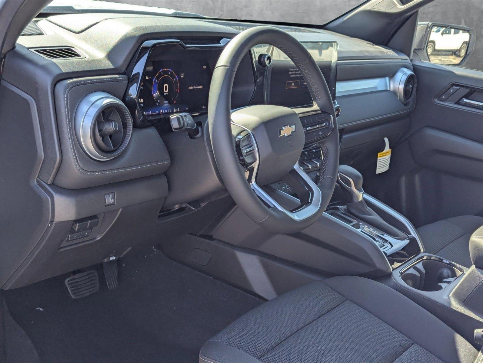 2025 Chevrolet Colorado Vehicle Photo in GREENACRES, FL 33463-3207