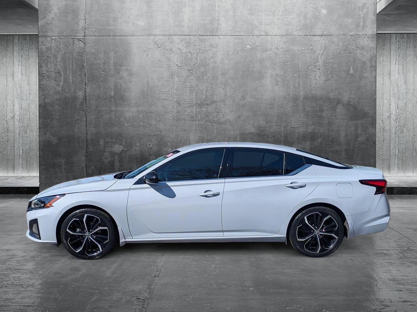 2024 Nissan Altima Vehicle Photo in GREENACRES, FL 33463-3207