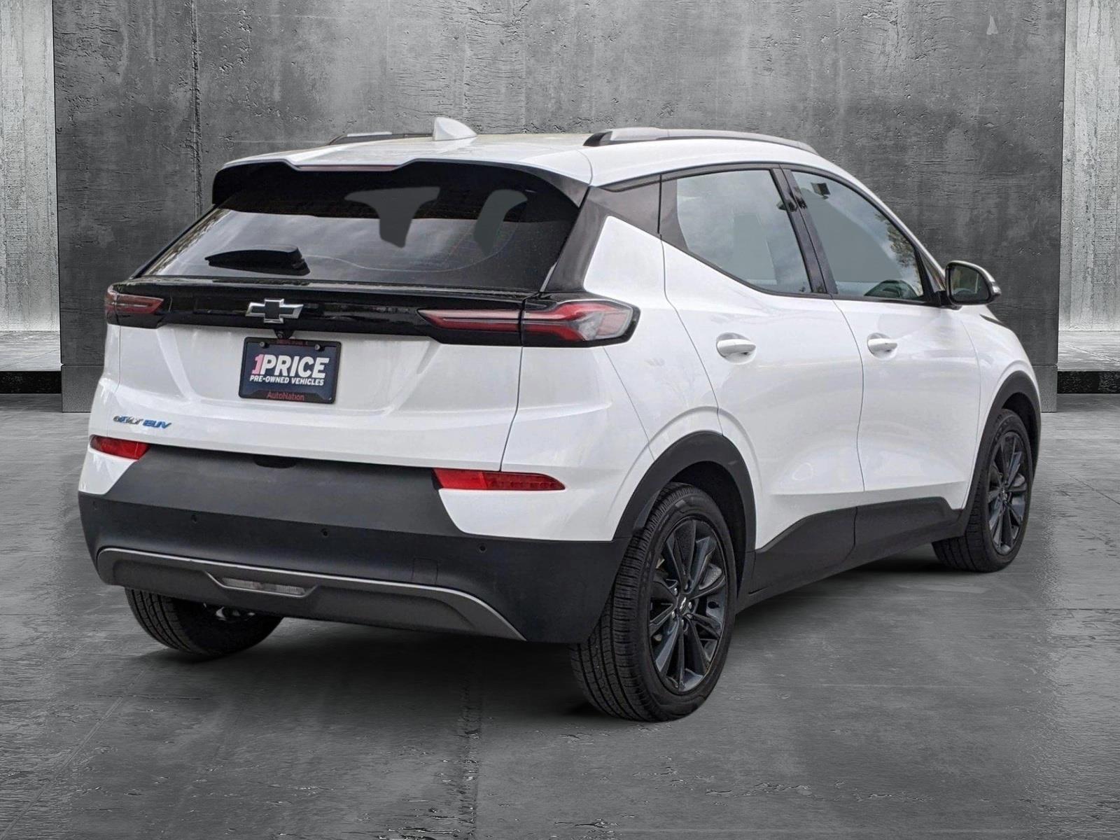 2022 Chevrolet Bolt EUV Vehicle Photo in TIMONIUM, MD 21093-2300