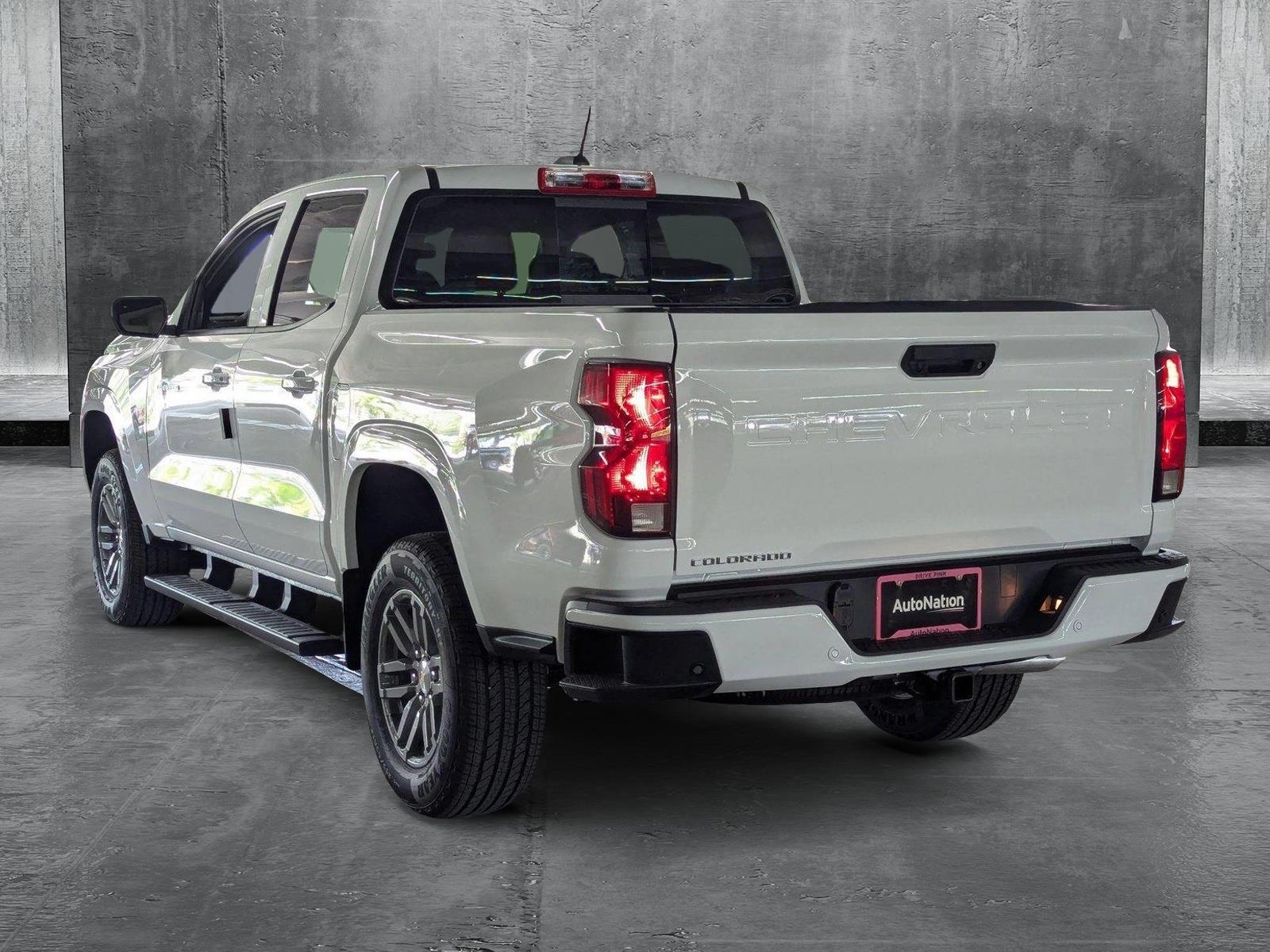 2025 Chevrolet Colorado Vehicle Photo in PEMBROKE PINES, FL 33024-6534