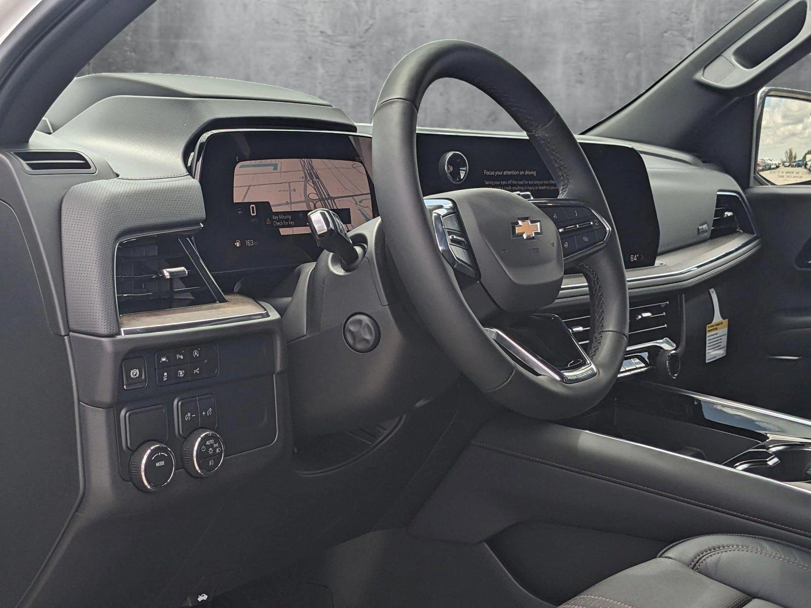 2025 Chevrolet Suburban Vehicle Photo in MIAMI, FL 33172-3015