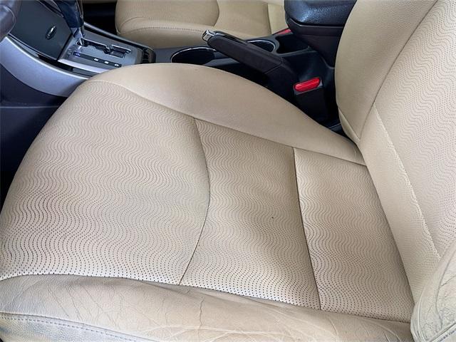 2013 Hyundai ELANTRA Vehicle Photo in Everett, WA 98204