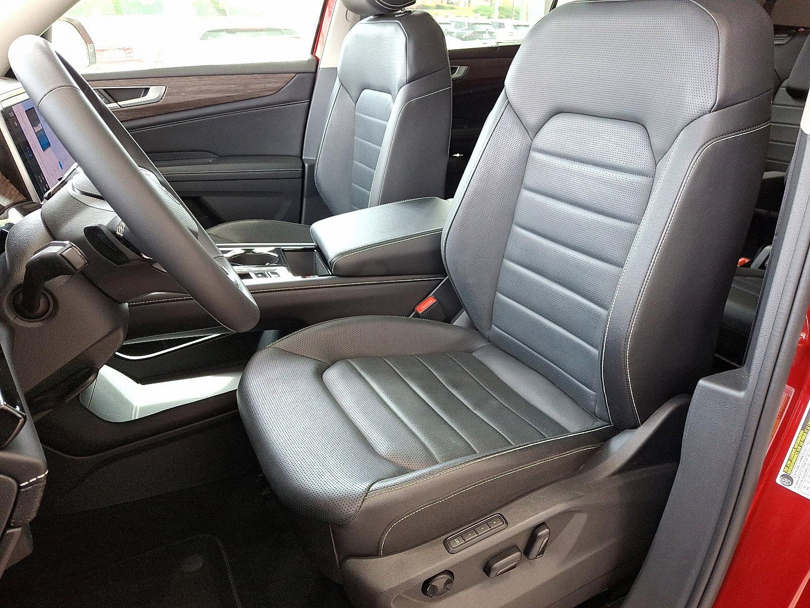 2024 Volkswagen Atlas Vehicle Photo in Lancaster, PA 17601