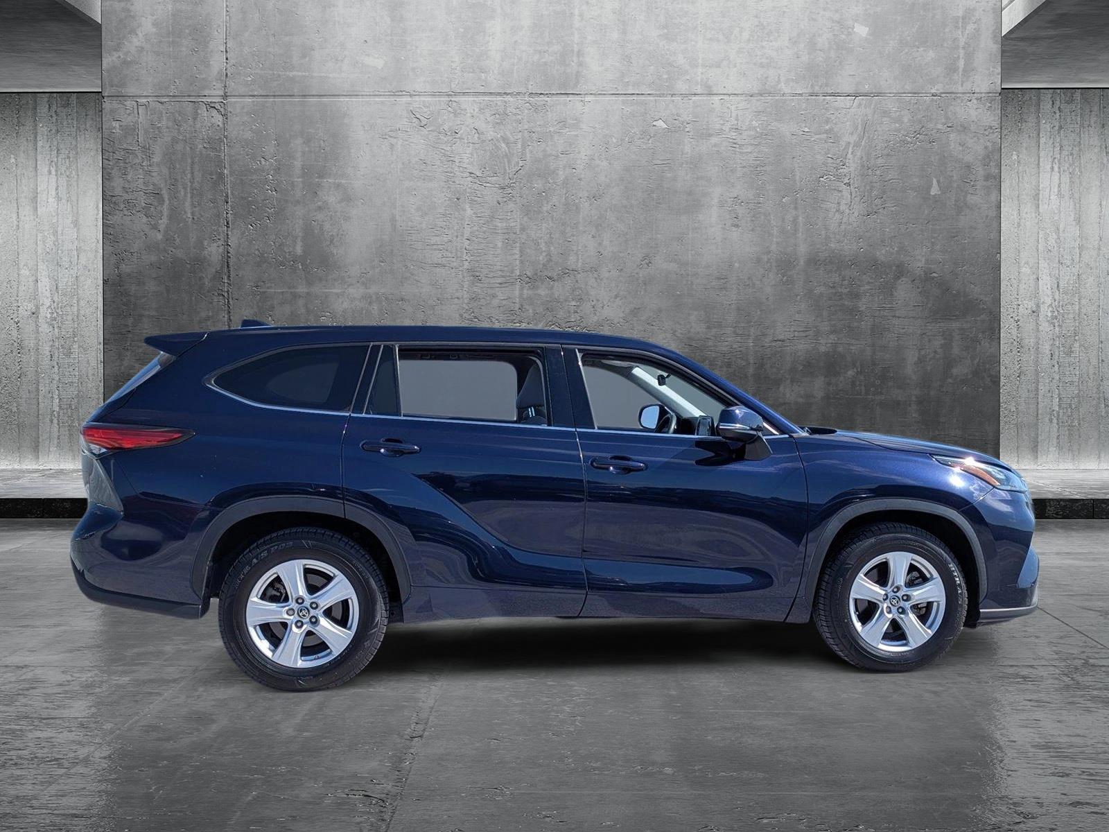 2021 Toyota Highlander Vehicle Photo in Ft. Myers, FL 33907