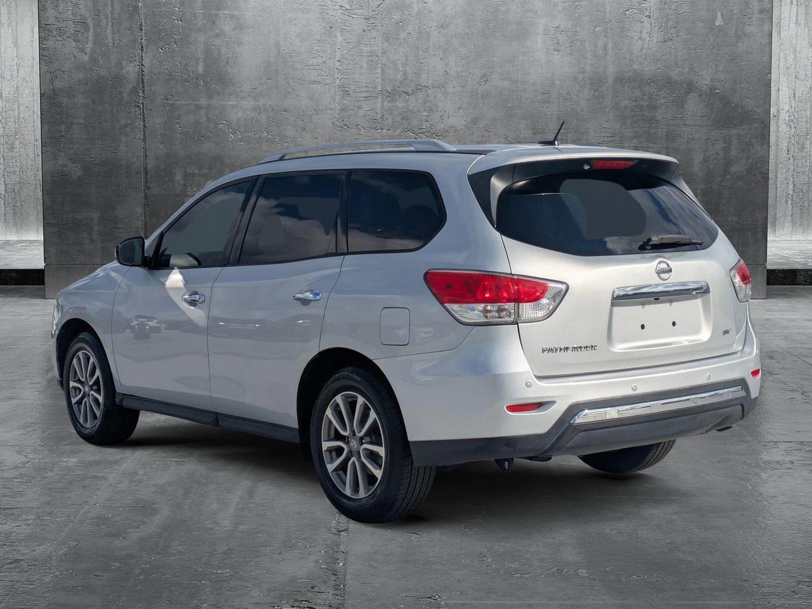 2016 Nissan Pathfinder Vehicle Photo in WEST PALM BEACH, FL 33407-3296