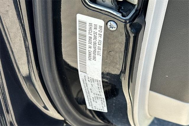 2023 Chrysler Pacifica Vehicle Photo in ELK GROVE, CA 95757-8703