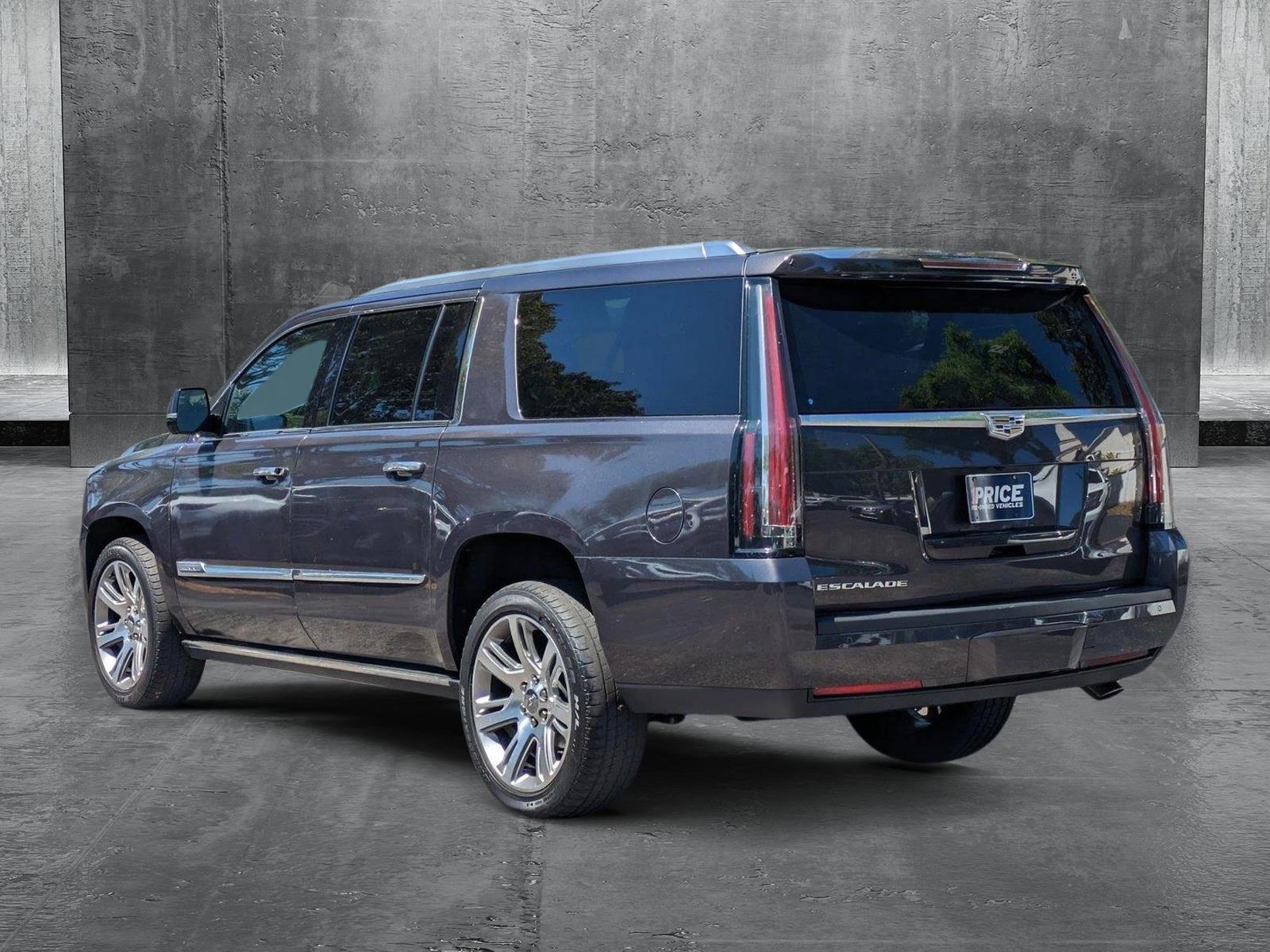 2015 Cadillac Escalade ESV Vehicle Photo in GREENACRES, FL 33463-3207