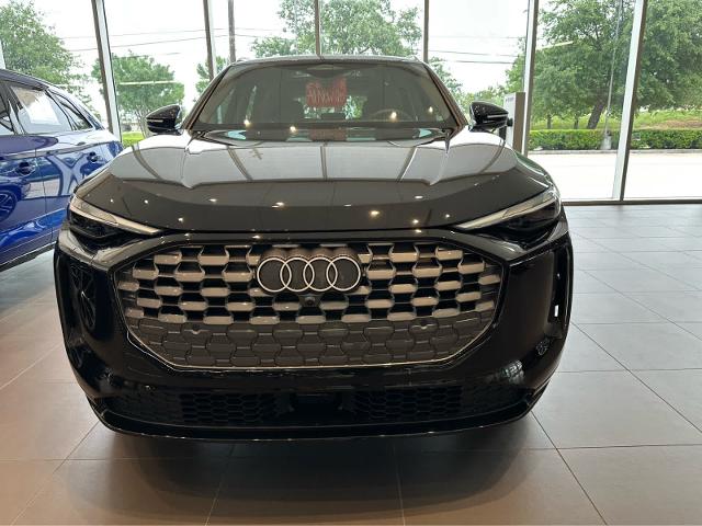 2025 Audi Q5 Vehicle Photo in HOUSTON, TX 77090
