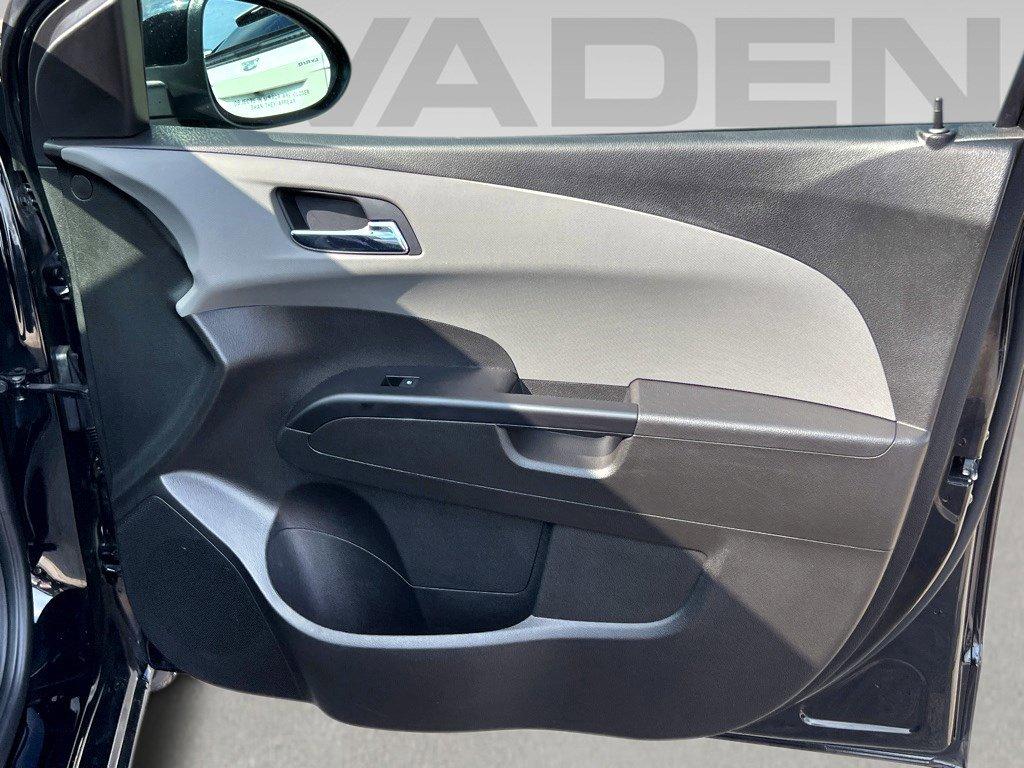 2020 Chevrolet Sonic Vehicle Photo in BEAUFORT, SC 29906-4218