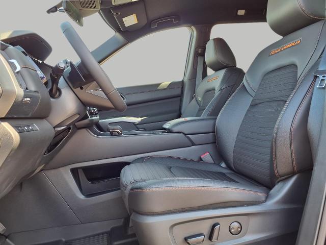 2025 Nissan Pathfinder Vehicle Photo in Oshkosh, WI 54904