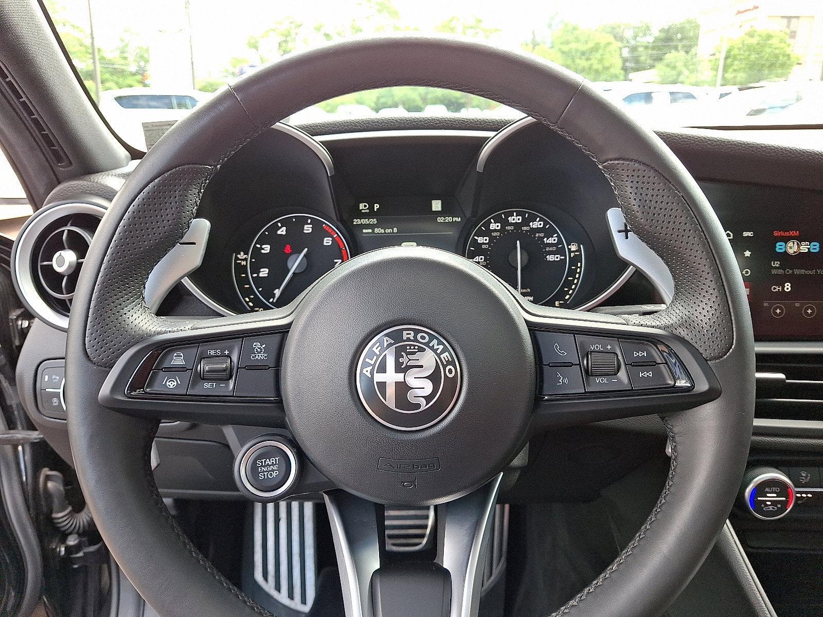 2022 Alfa Romeo Giulia Vehicle Photo in Willow Grove, PA 19090